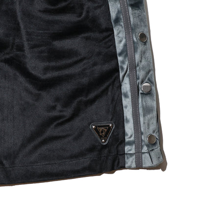COZY Emblem Shorts